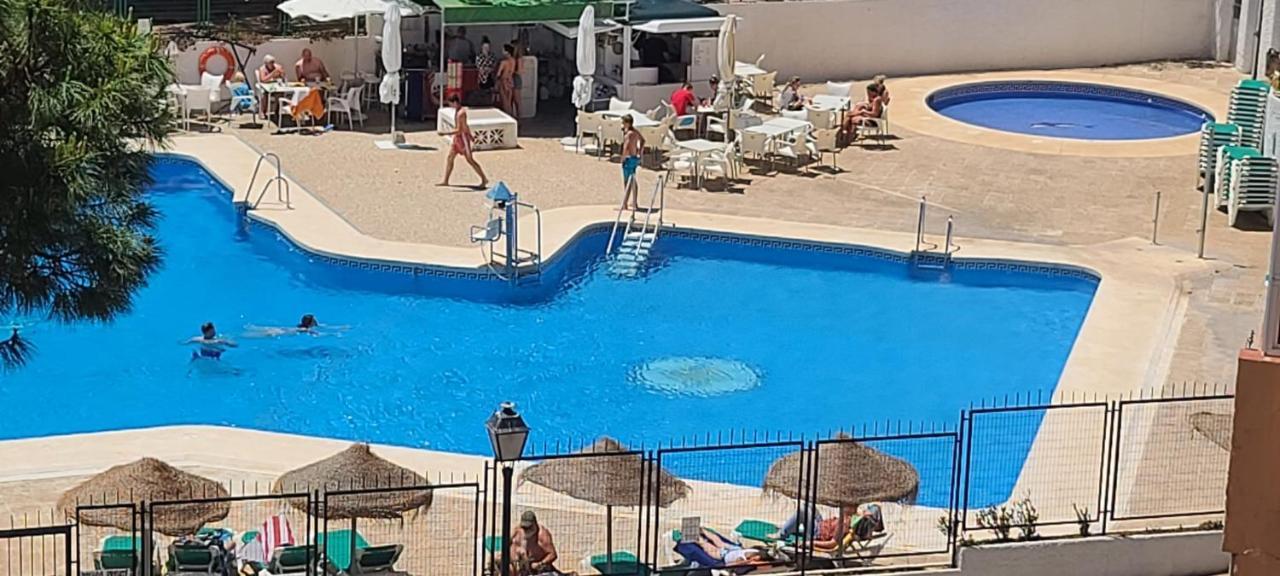 Acuario Shared Flat Piso Compartido Est Partage الشقة مشتركة Daire Benalmádena Dış mekan fotoğraf