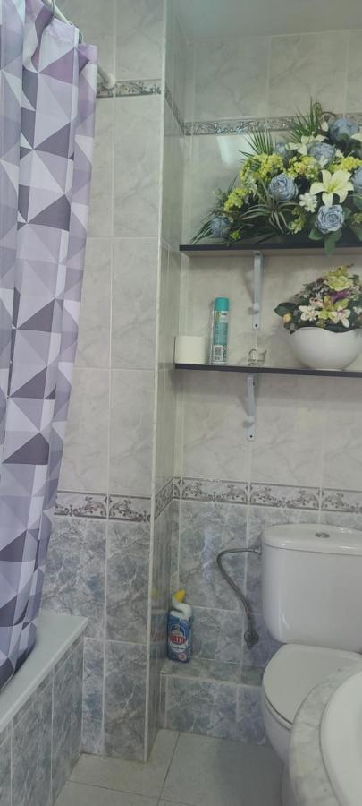 Acuario Shared Flat Piso Compartido Est Partage الشقة مشتركة Daire Benalmádena Dış mekan fotoğraf