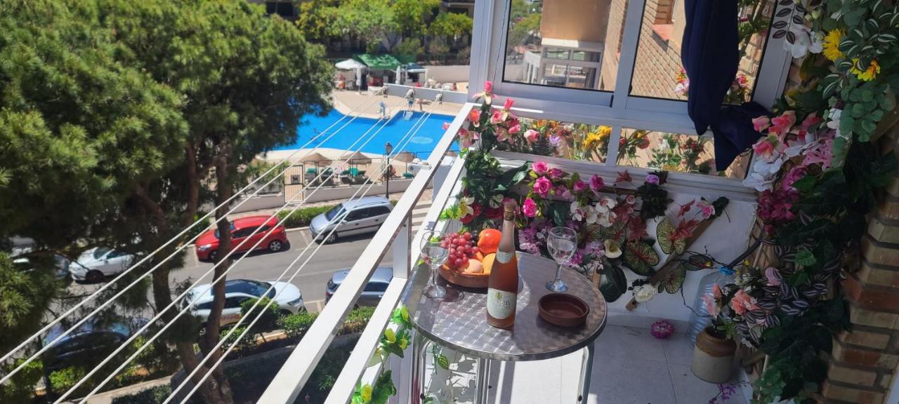 Acuario Shared Flat Piso Compartido Est Partage الشقة مشتركة Daire Benalmádena Dış mekan fotoğraf