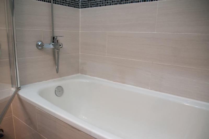 Acuario Shared Flat Piso Compartido Est Partage الشقة مشتركة Daire Benalmádena Dış mekan fotoğraf